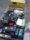THE EQUIPMENT AND CASES ON THE WAY TO THE PLANE 042 * 252 x 336 * (20KB)